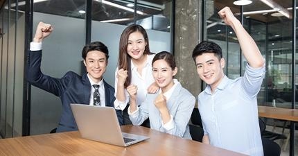 在校学生