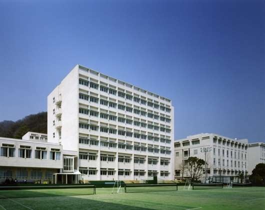 甲南女子大学