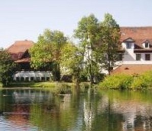 伊斯尼自然科学与技术学院