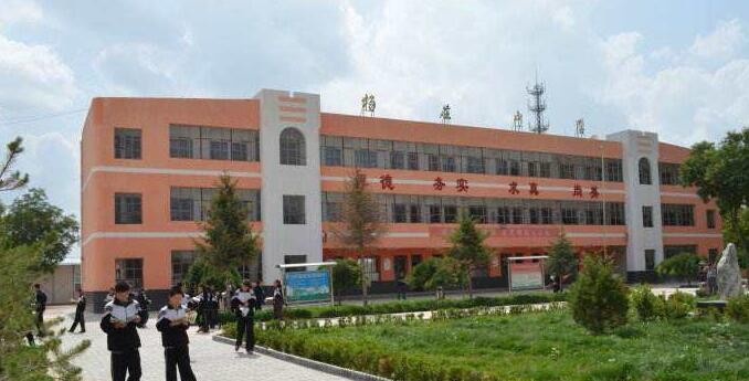 福泉市职业高级中学怎么样、好不好