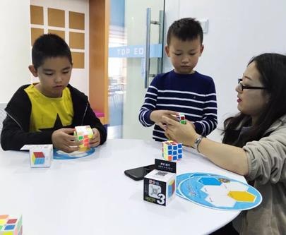 为什么要让孩子学魔方