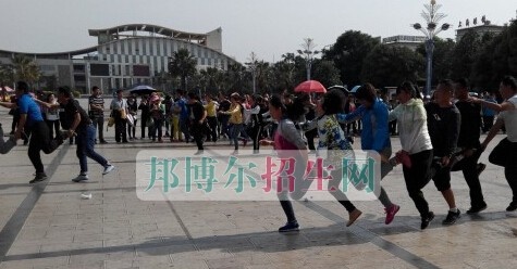 织金精诚职业高级中学