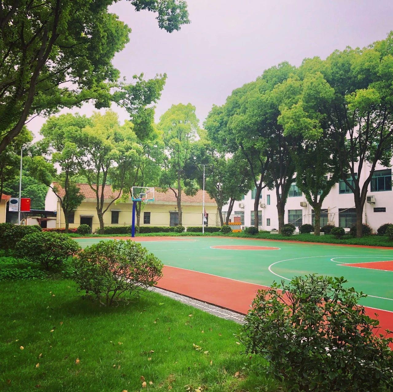 昆山美华学校校园.jpg