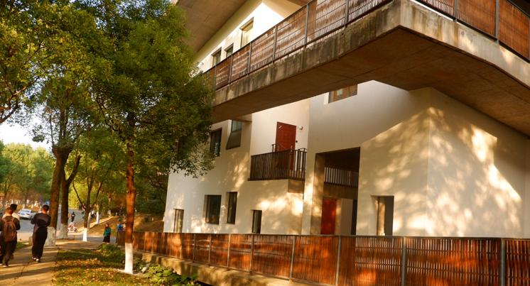 石家庄博艺美术中等专业学校