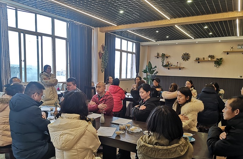 成都石化工业学校