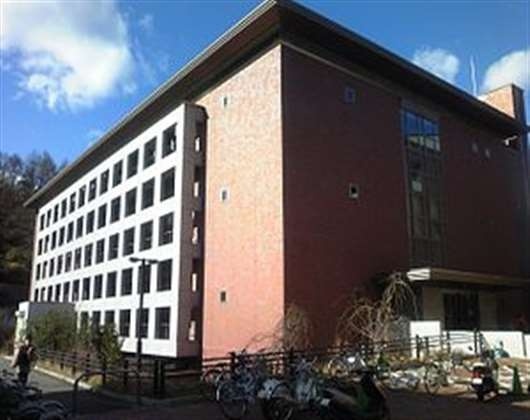 都留文科大学