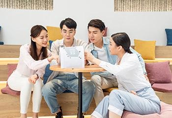 教辅团队