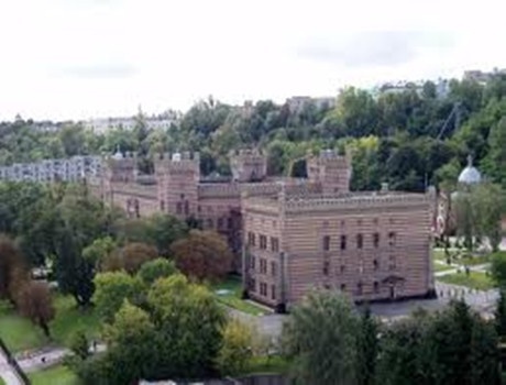 利沃夫州立生命安全大学
