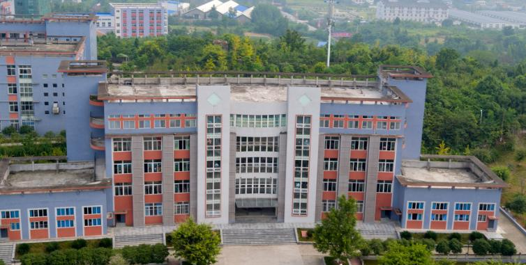 德阳通用电子科技学校招生办