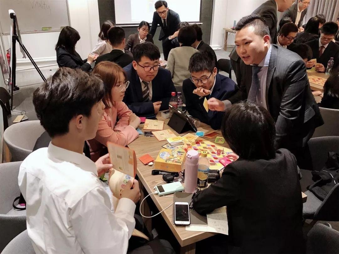 上海阿德科特学校学生参加香港BEP金融实训.jpg