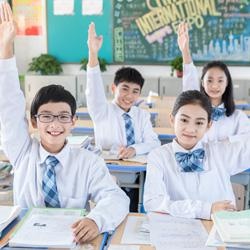 在校的中学生