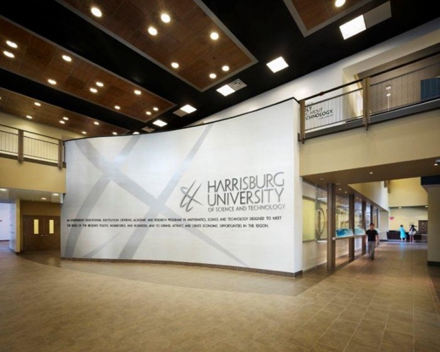 哈里斯堡科技大学