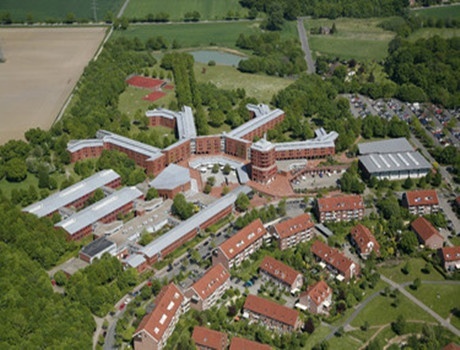 联邦公共管理学院