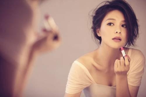 卸妆水怎么用洗脸扑_洗脸扑可以卸妆么