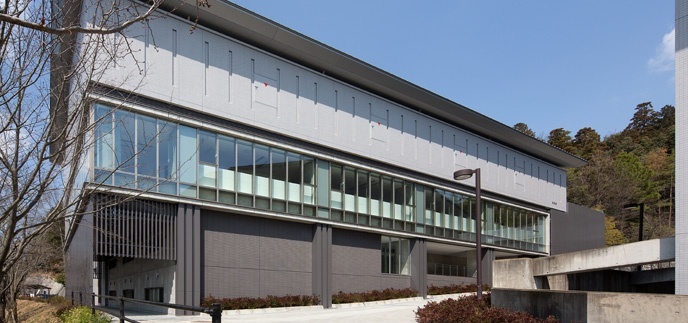 京都精华大学
