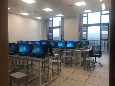 武昌实验寄宿学校国际班