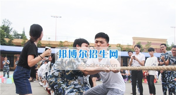 成都希望卫校开展丰富文化生活增强团队凝聚力