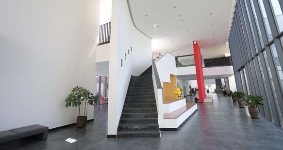 北京四中国际课程佳莲校区