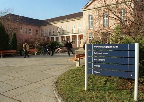 埃尔福特大学