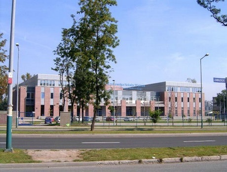 克拉科夫ANDRZEJ FRYCZ MODRZEWSKI大学