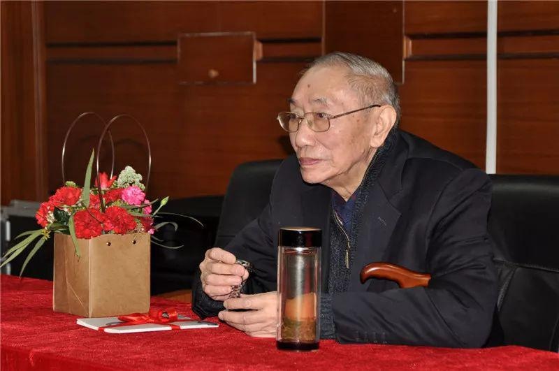 贾老回忆金苹果带给他的改变.jpg