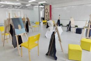新东方斯芬克国际艺术高中素描教室