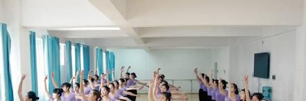 石家庄棉四幼师学校