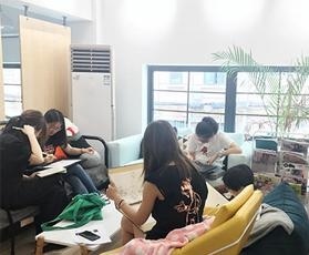 学生在学习
