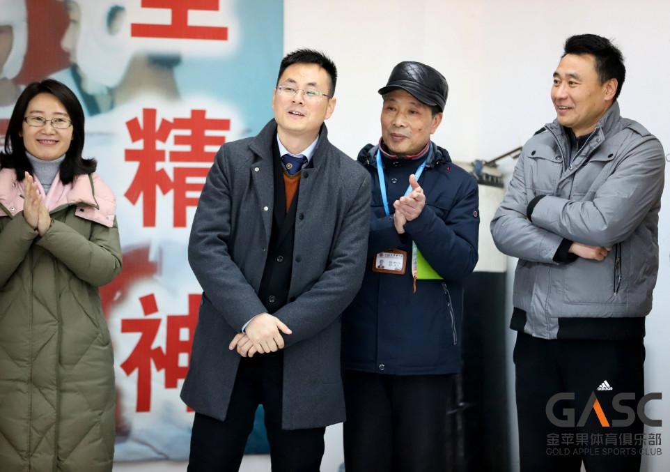金苹果体育俱乐部跆拳道晋级考试现场.jpg