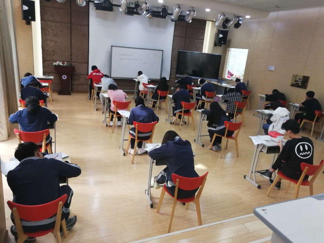 美国化学竞赛.jpg