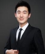 黄健