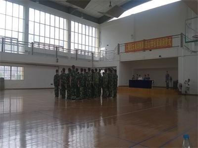 上海华贸高中