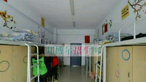 四川托普计算机职业学校