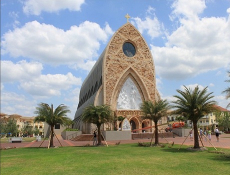 万福玛利亚大学