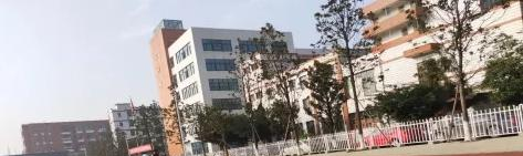 四川服装艺术学校