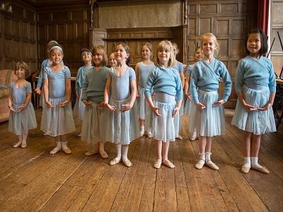 英国阿德科特女子中学