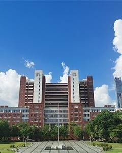 暨南大学