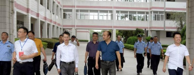 江苏如东栟茶中学2021年招生办