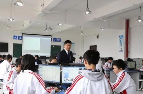 宜宾职业技术学校