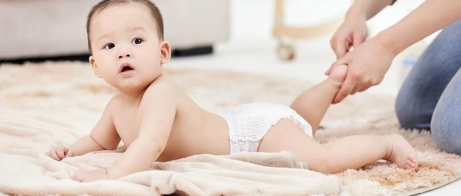 青岛爱月宝月嫂培训