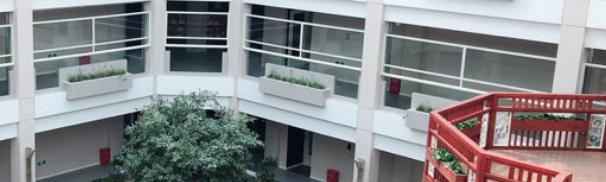 北京明诚外国语学校高中部