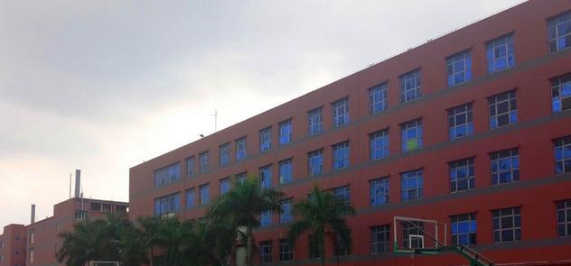 保定明星汽车工程学校