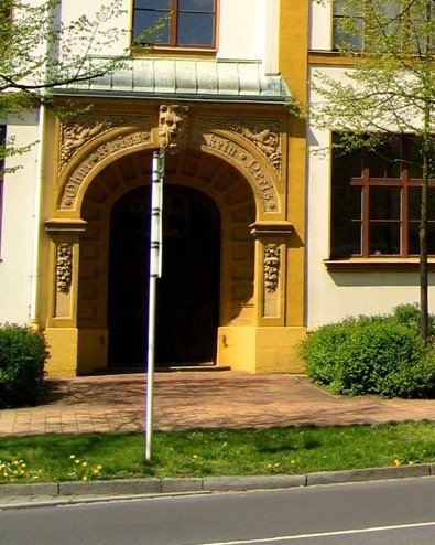 班贝克大学