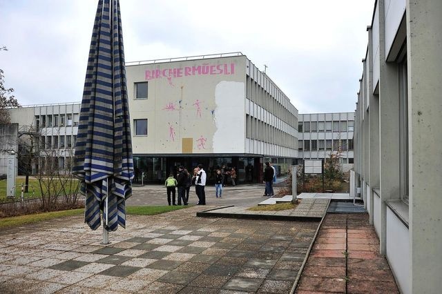 伯尔尼高等专业学院