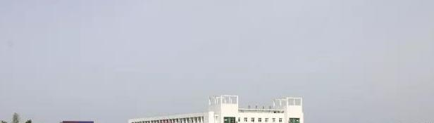 赤壁机电信息技术学校2