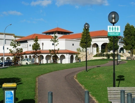 梅西大学