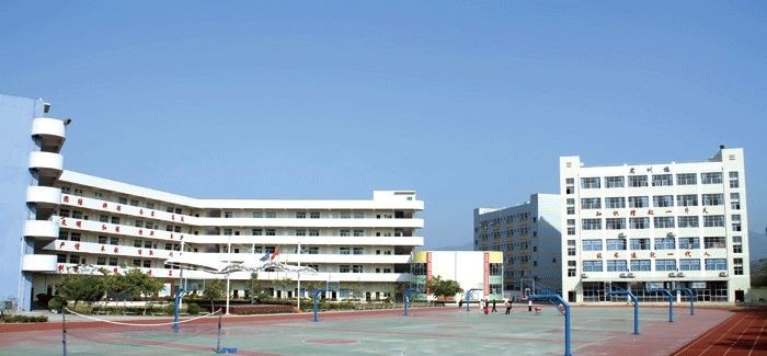 西安市技工学校2018年报名条件、招生对象