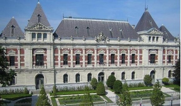 国立高等纺织工艺学校
