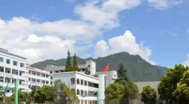 2023文成县职业中等专业学校多少钱(学费明细)