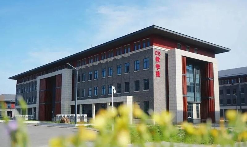 唐山一中曹妃甸分校枫华国际双语学校